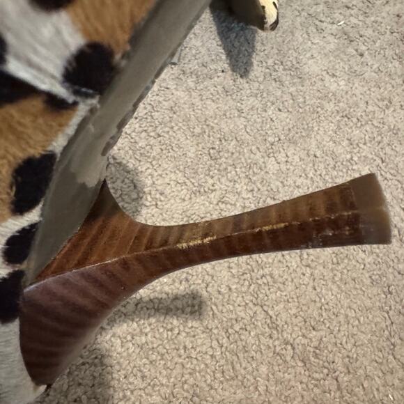 BCBGeneration Leopard Print Heels - Picture 4 of 7